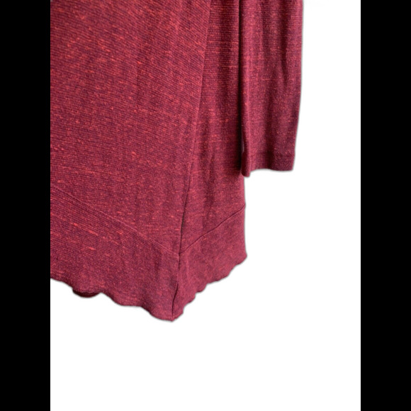 We The Free People Oversized Waffle Knit Top Size Medium Red Asymmetrical Hem - Picture 6 of 10